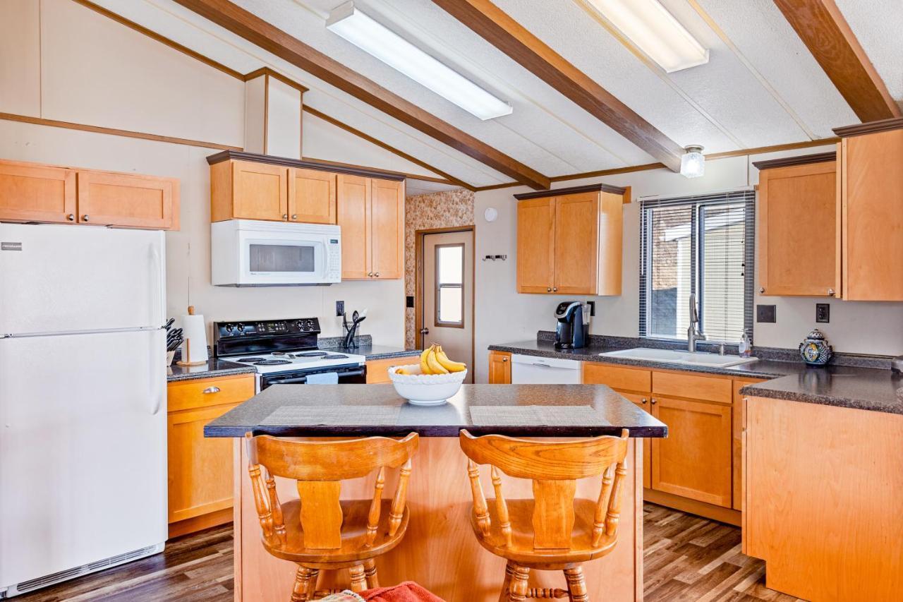 Downtown Harrison Lakefront Getaway Bagian luar foto